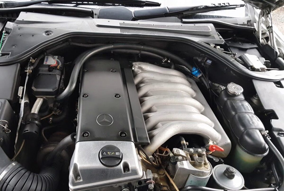 4 Cars With the Mercedes-Benz OM606 Engine - AxleAddict