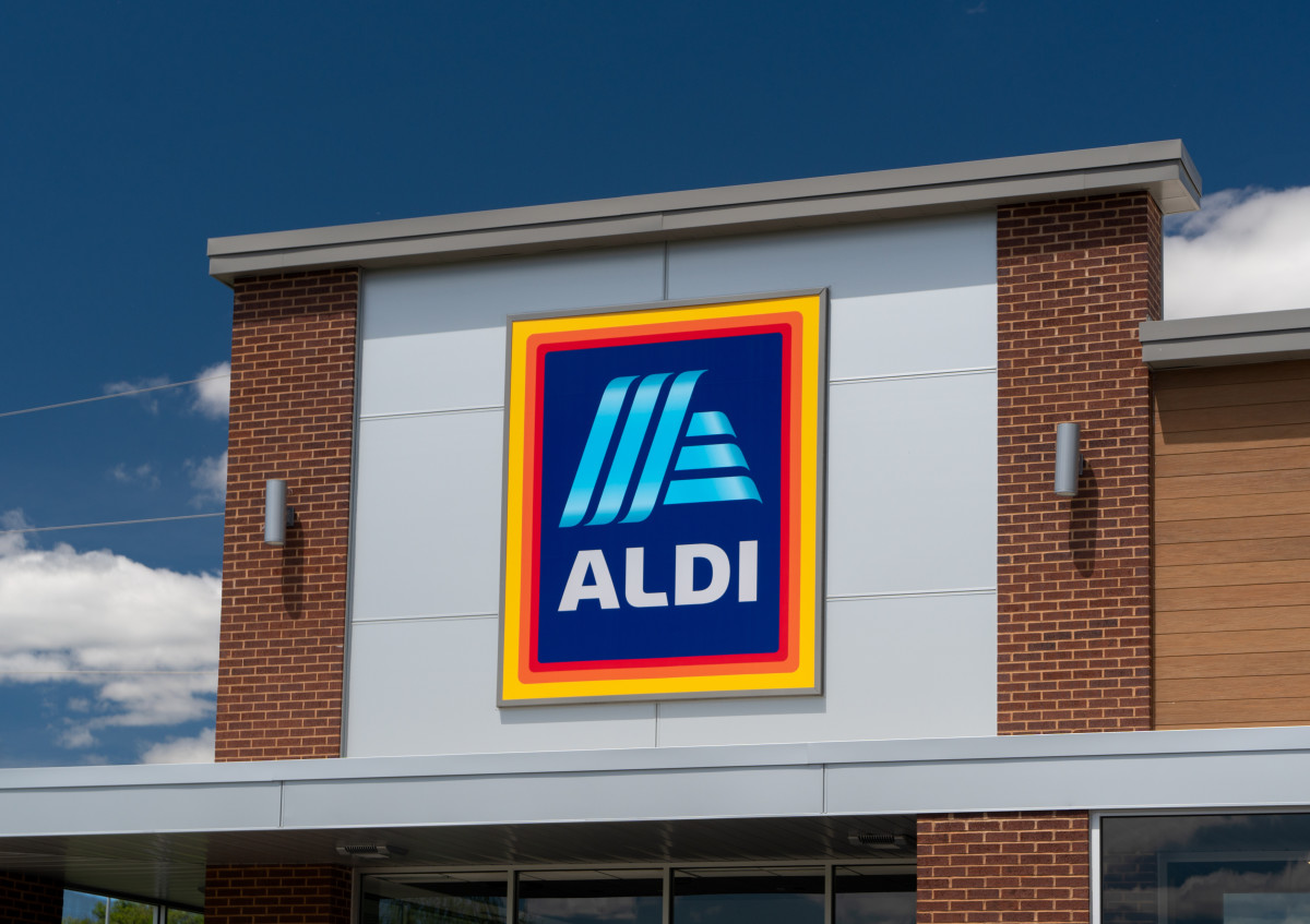 Aldi’s Holiday Finds Are in Stores Now and It’s a Winter Wonderland ...