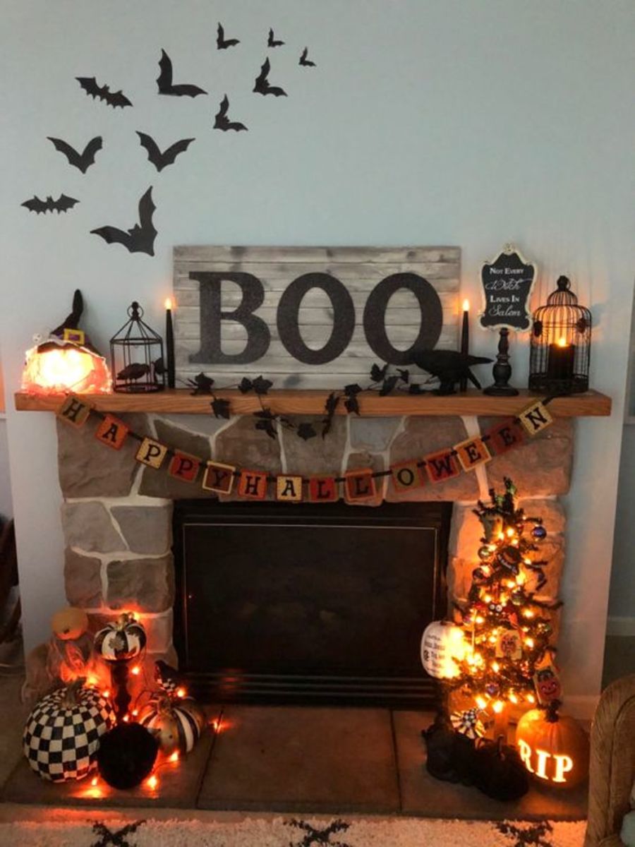 50+ Haunting Halloween Mantle Decor Ideas for a Spooky Yet Fun Vibe