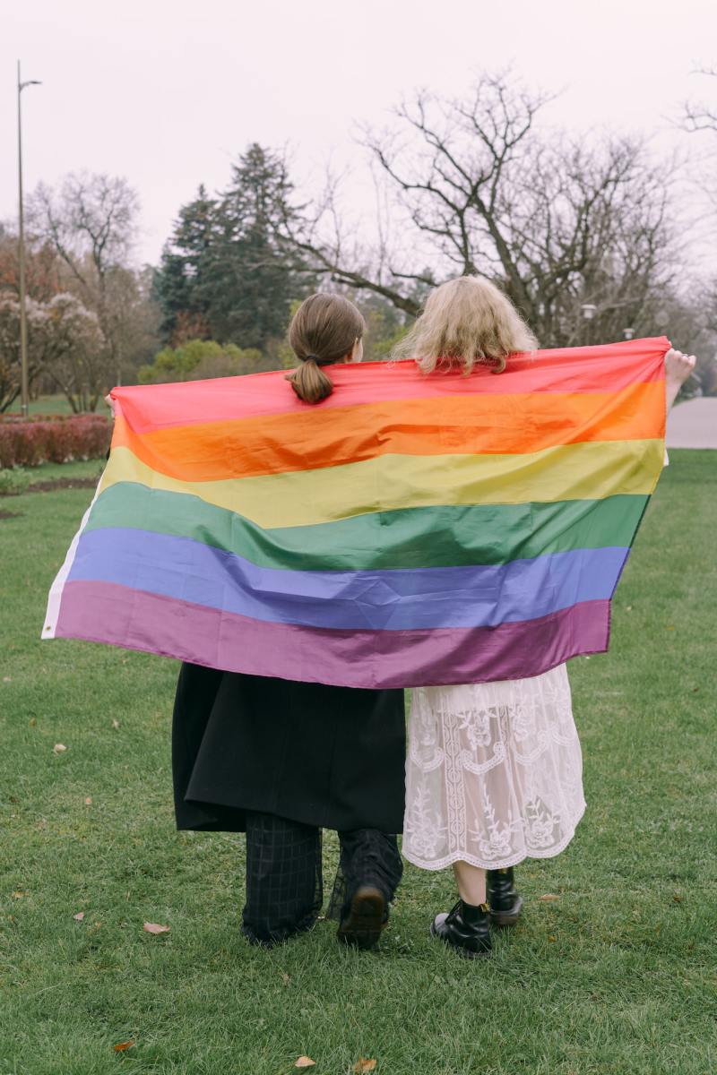 Teaching Gender Identity to Kids: Pros and Cons of Starting Early