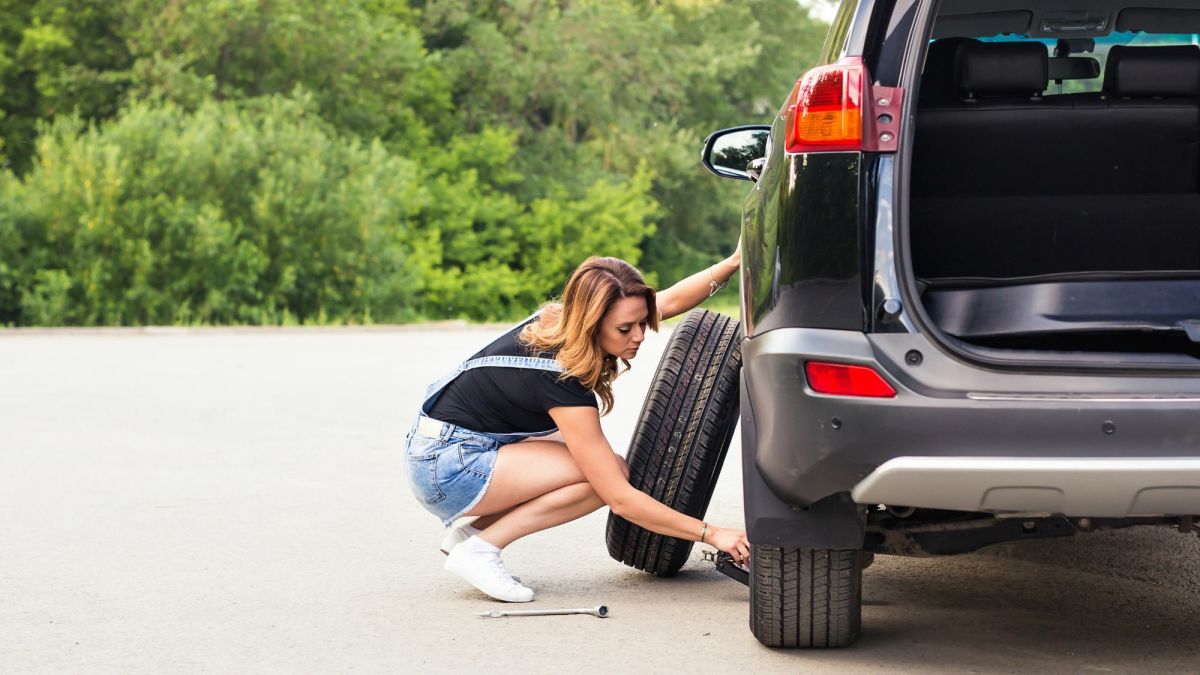 How to Change a Tire (Step-by-Step)