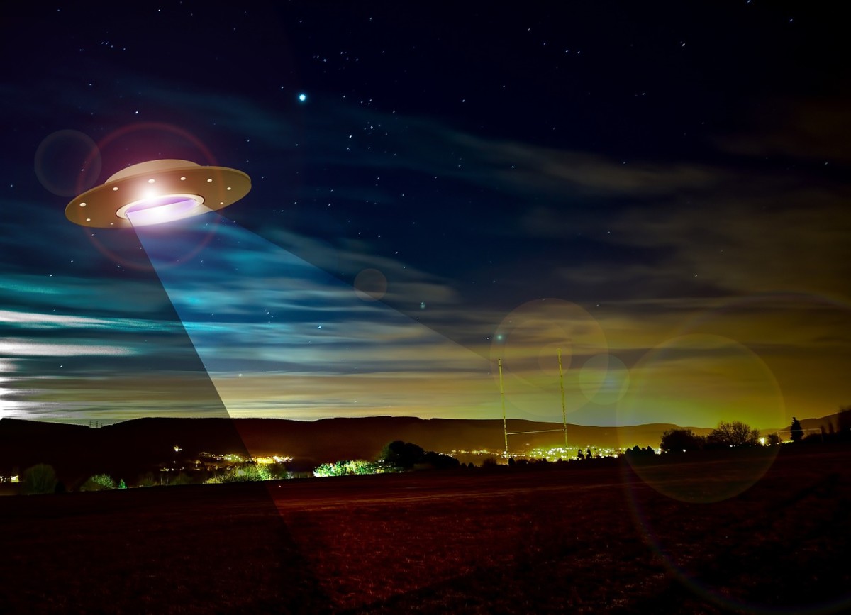 Flying Saucer Stories Won't Convince Me That Aliens Are Here