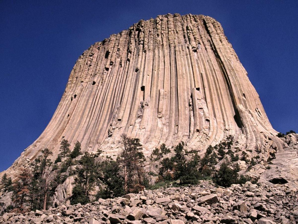 Visit the Devils Tower National Monument