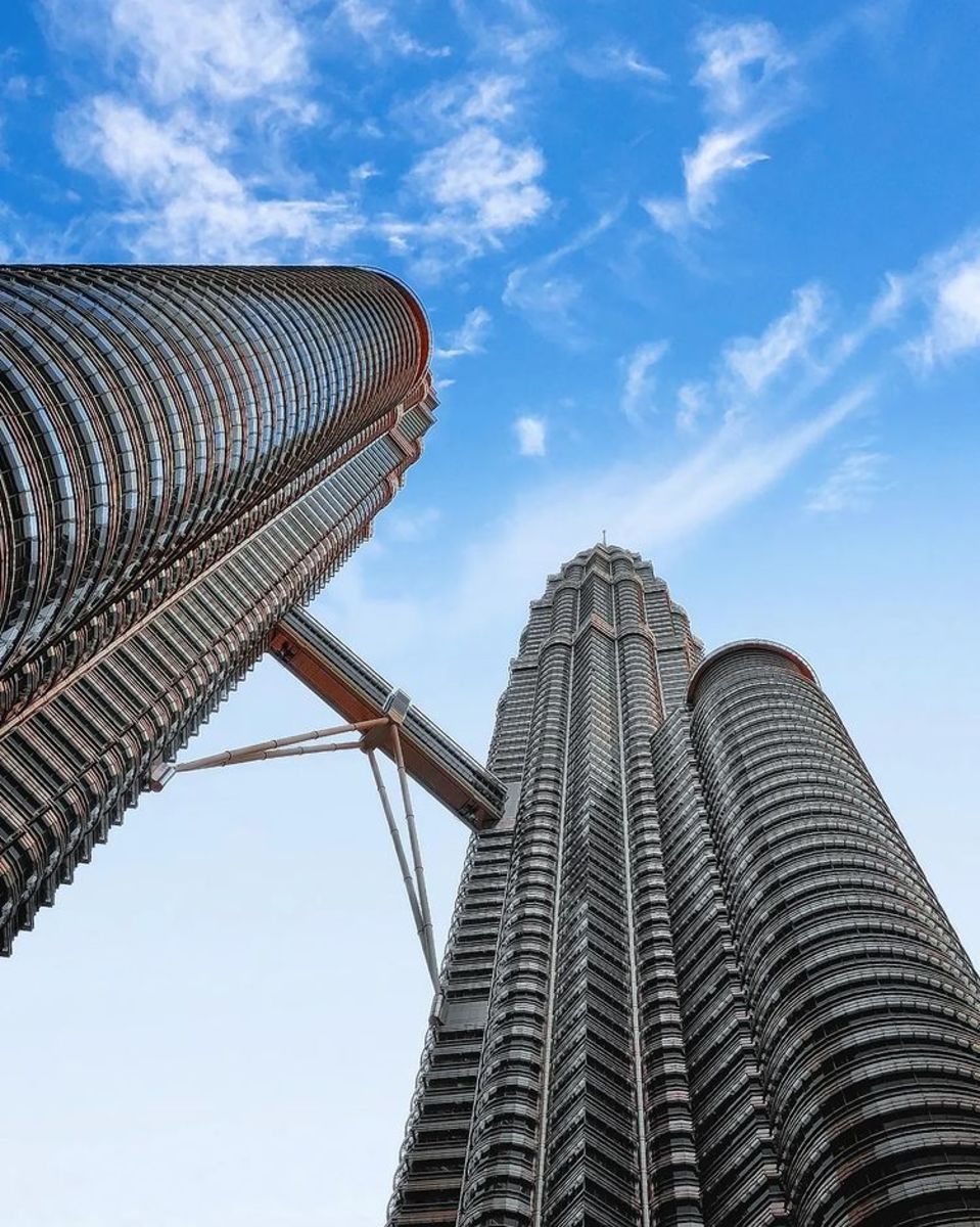 5 Things to Do Around the Kuala Lumpur 's Petronas Twin Tower