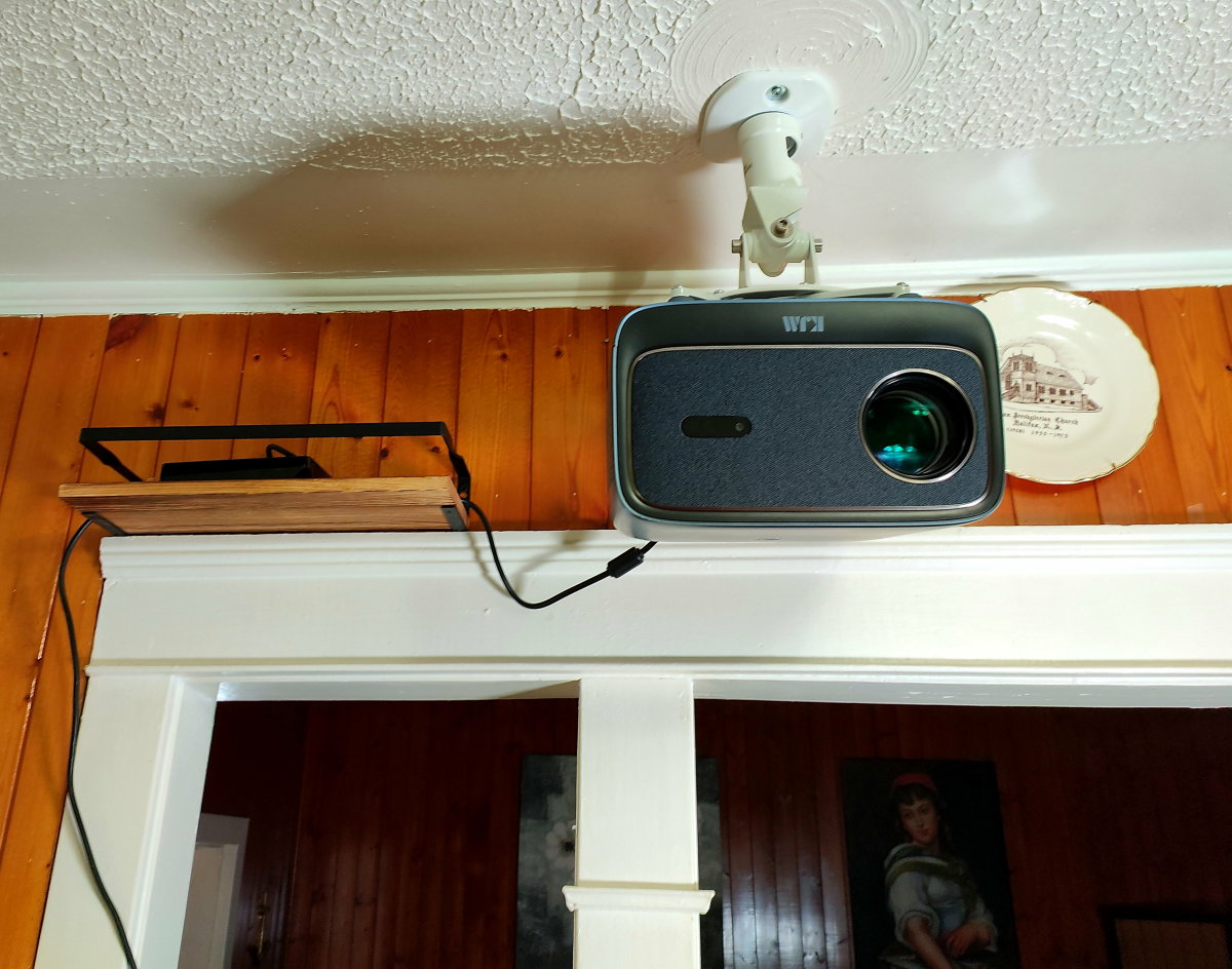 A Technical Review of the KJM K3 1500 ANSI Lumen Projector