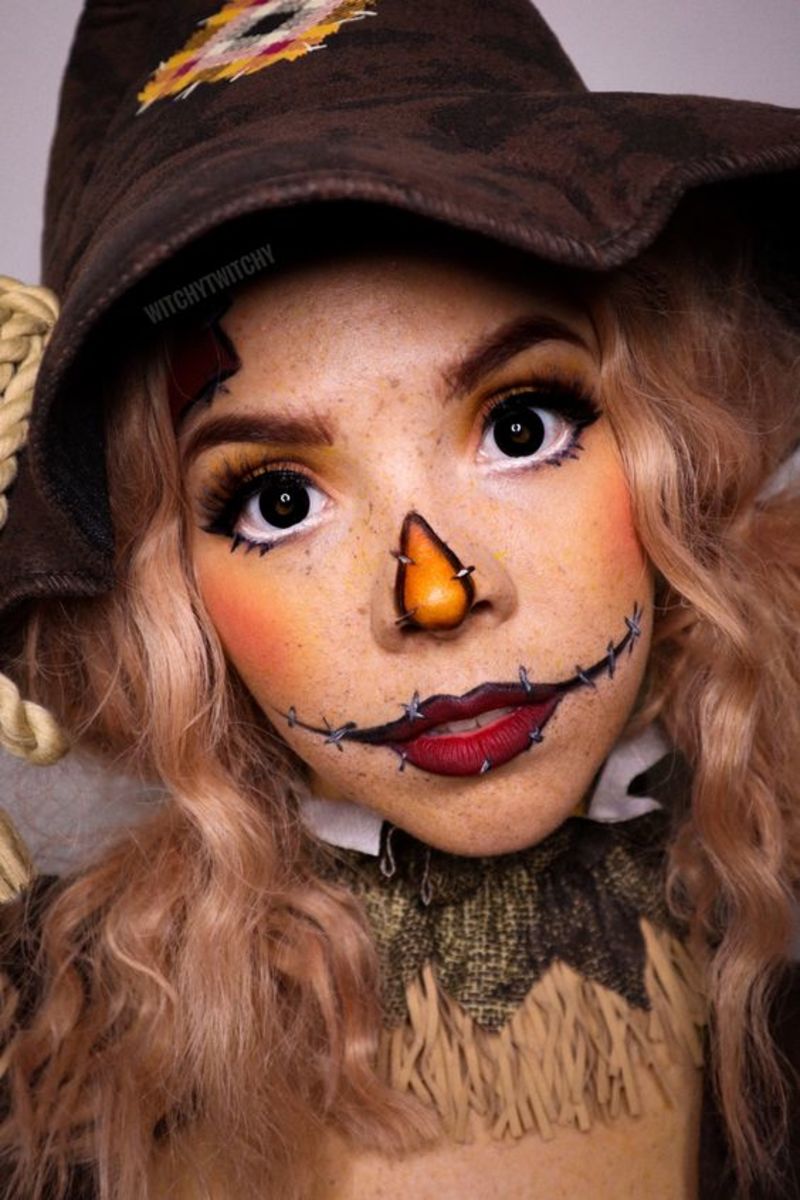 Creative Halloween Makeup Looks : Cute Scarecrow