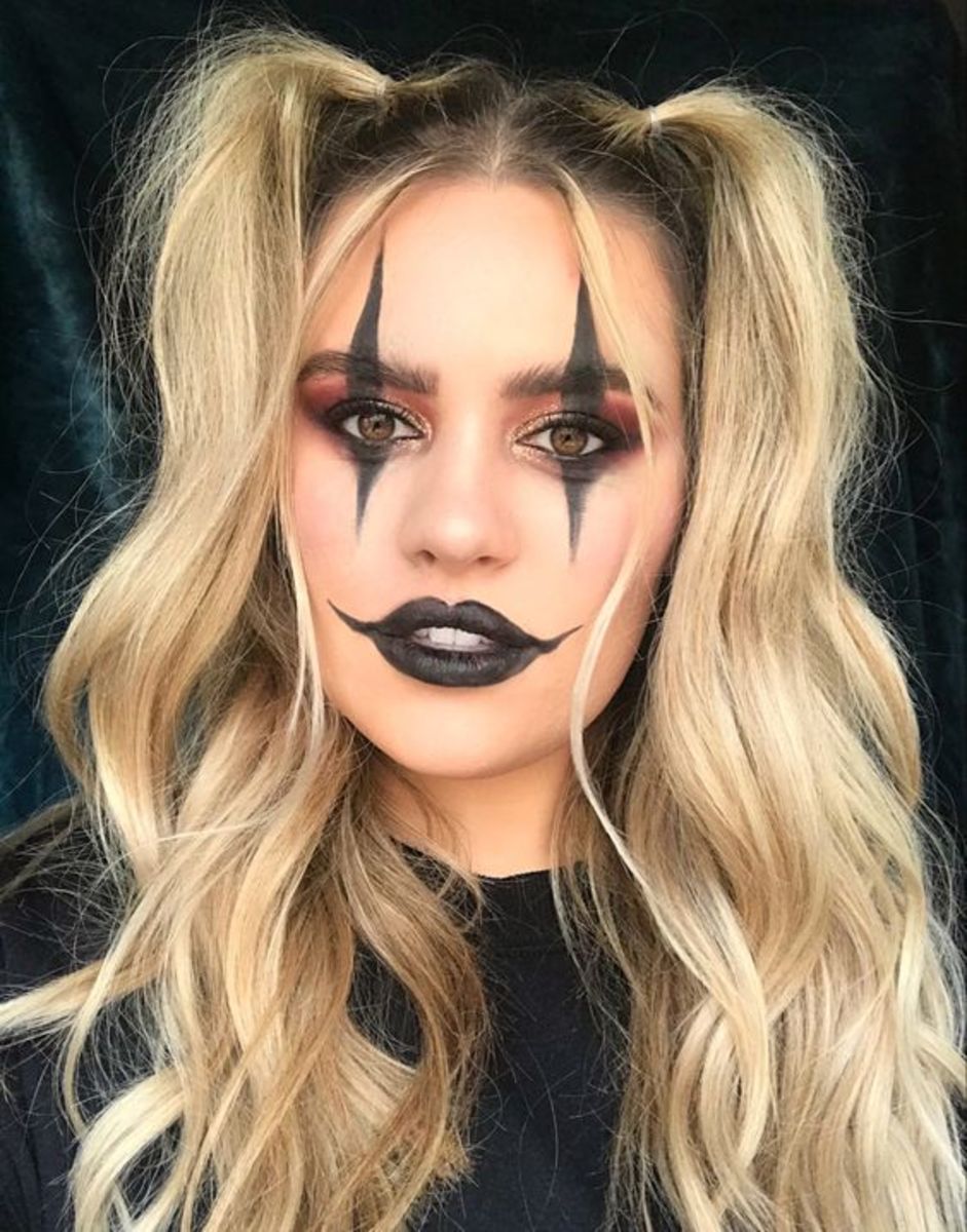 45+ Stunning Clown Makeup Looks for a Spooktacular Halloween  Cute  halloween makeup, Cute clown makeup, Halloween makeup clown