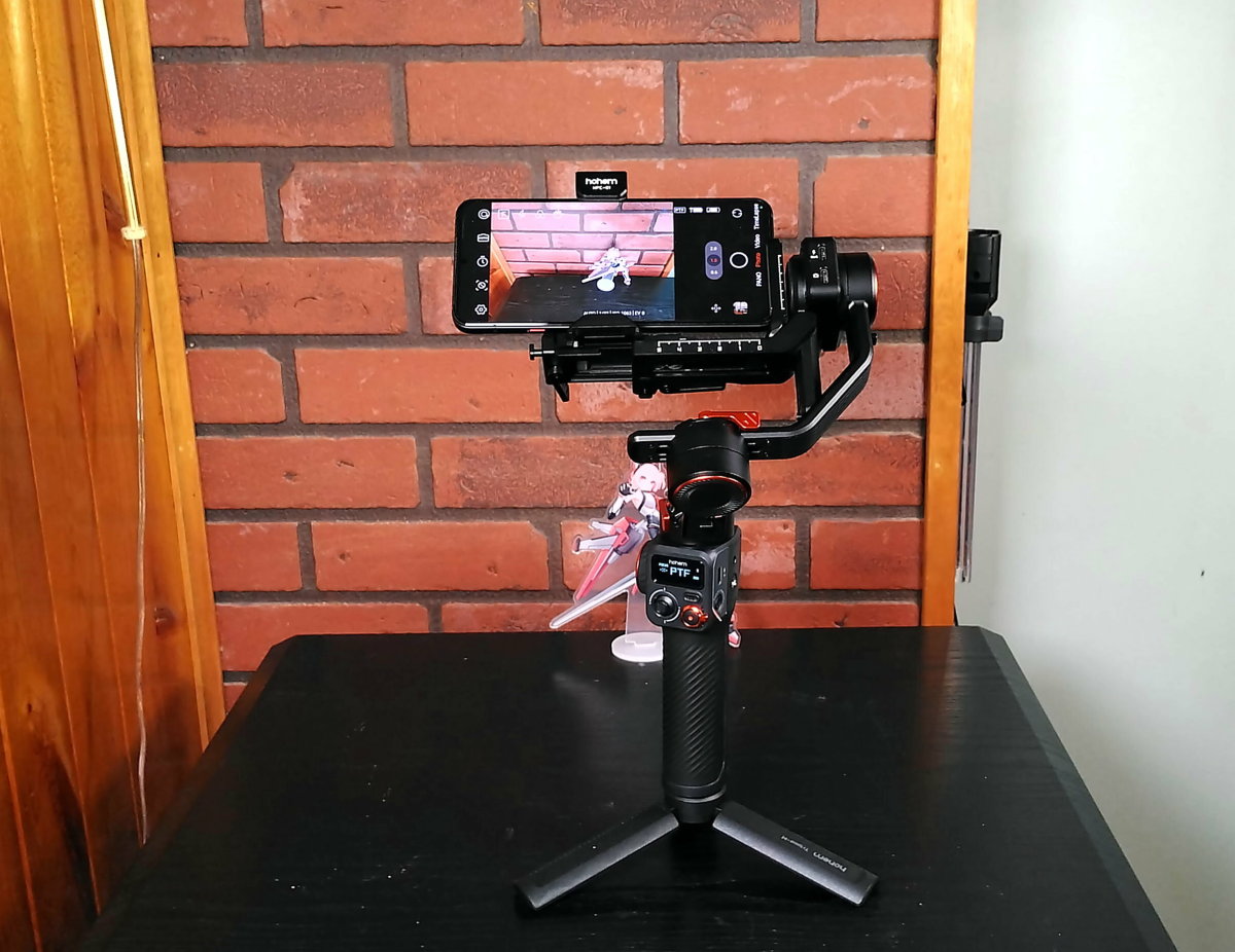 Review of the Hohem iSteady MT2 4-in-1 Camera Stabilizer