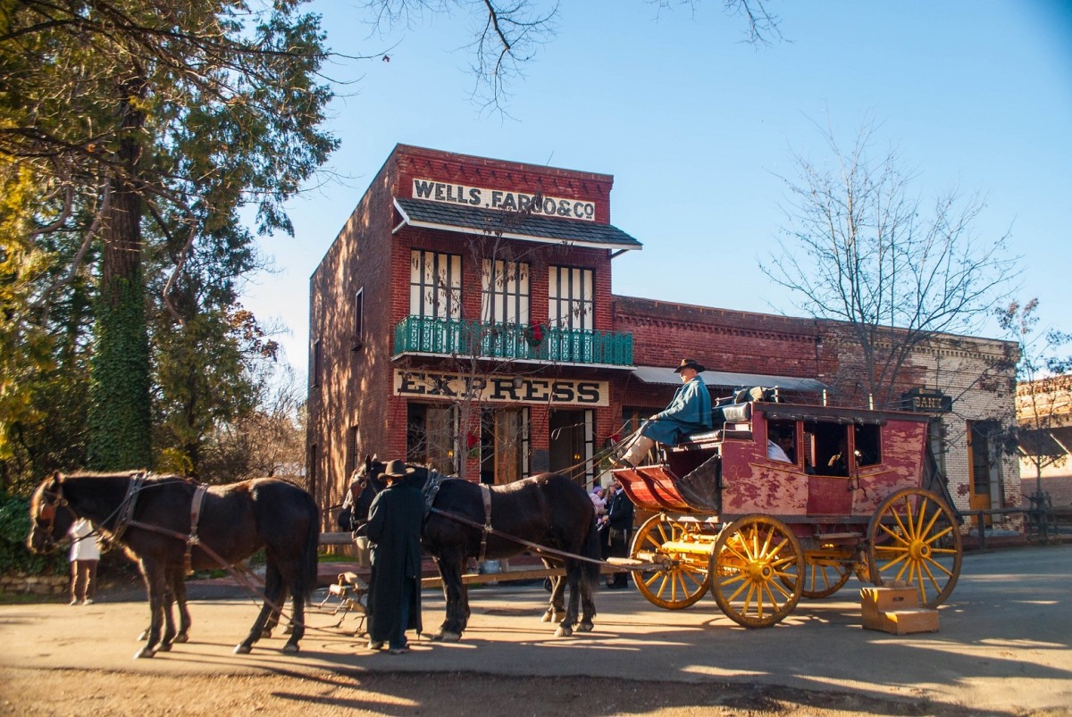 10 Unique Old West and Mining Towns to Visit in California