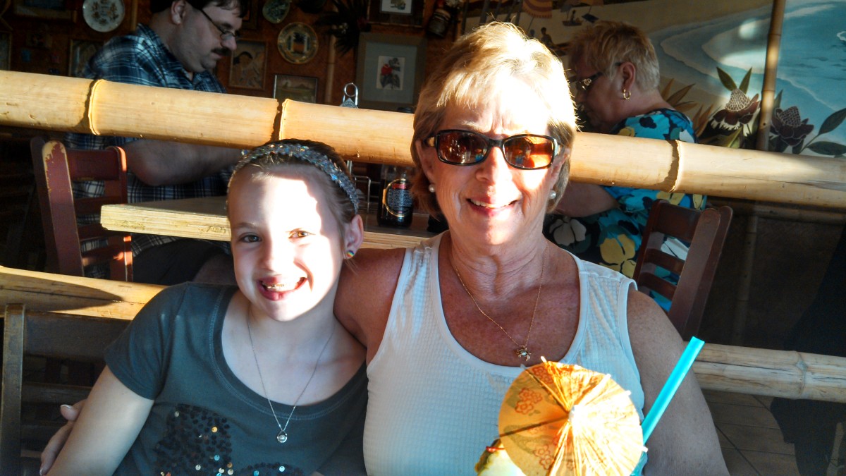 Cheeseburger in Paradise FamilyFriendly Restaurant in Honolulu