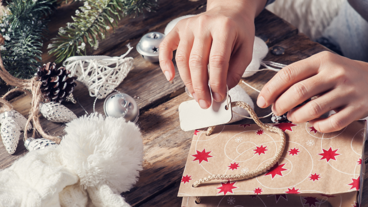 20+ Profitable Christmas Crafts You Can Sell - HubPages