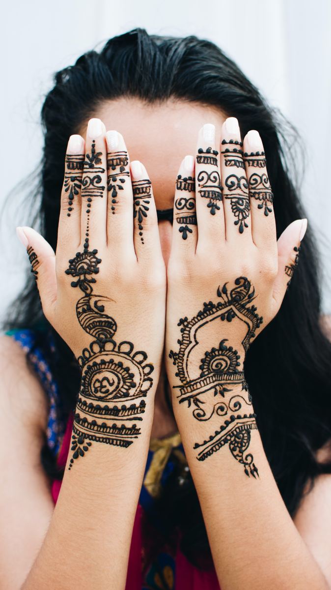 40 Simple & Easy Mehendi Designs for Brides