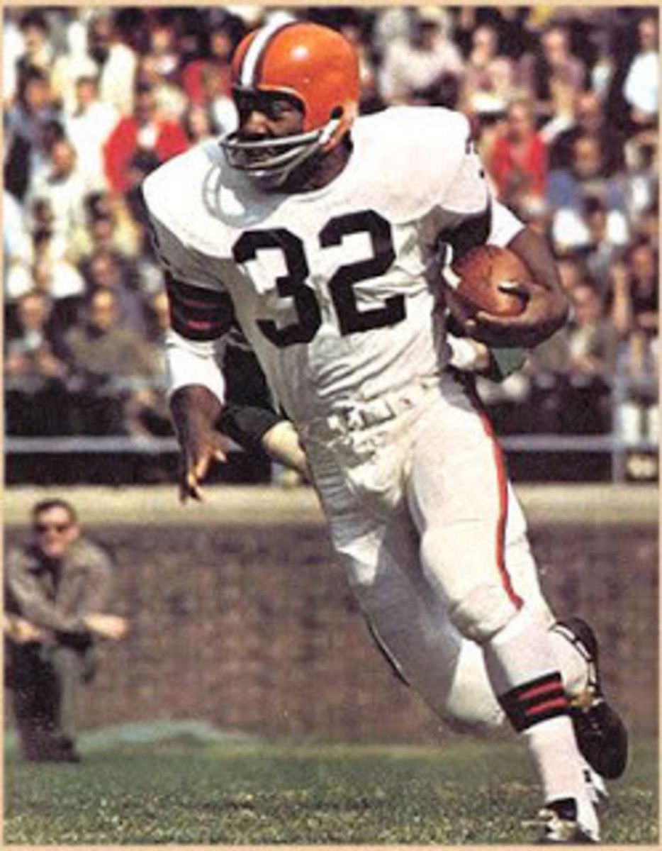 Remembering Jim Brown, the NFL's Greatest Running Back