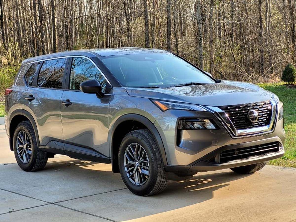 Who Challenges the Nissan Rogue?