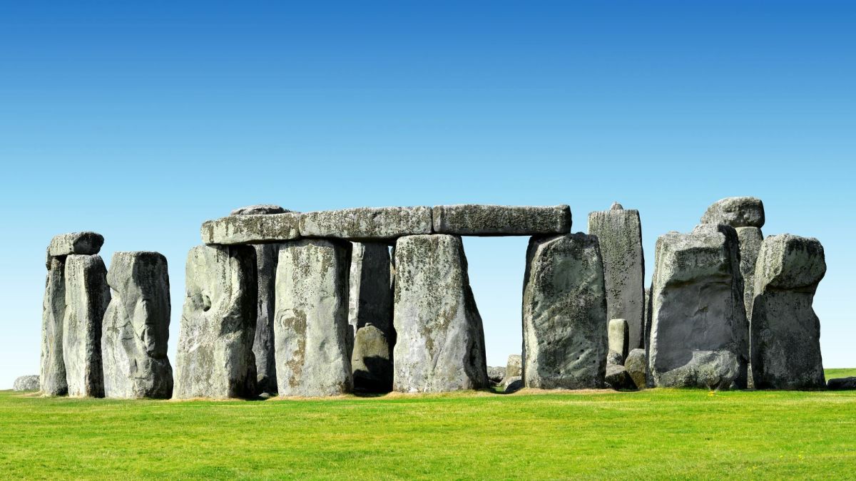 Stonehenge:  Mysterious Places in Britain