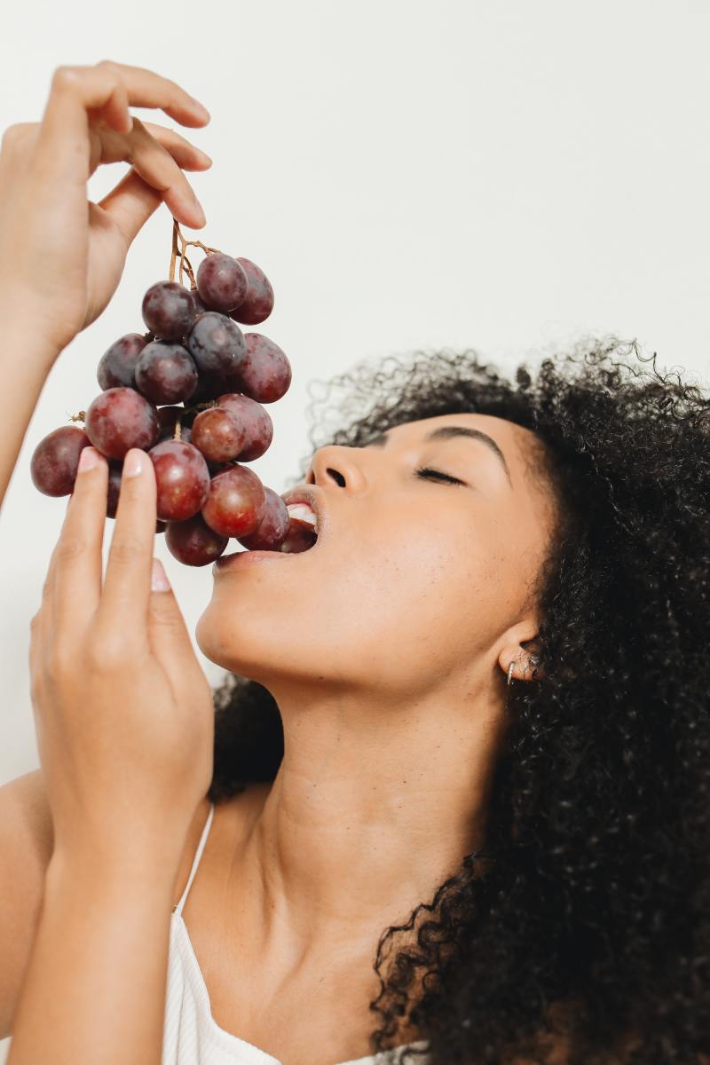 Facts About Consuming Grapes Everyday