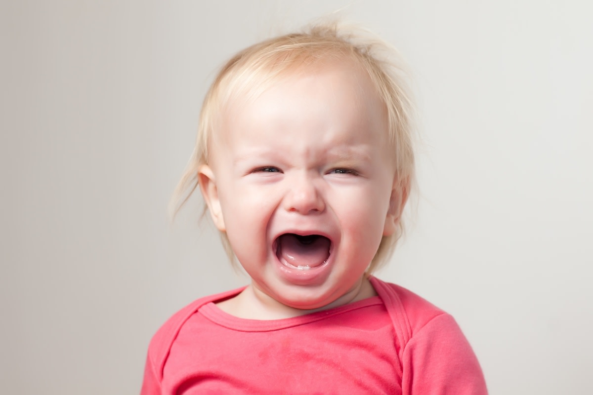 Girl Immediately Stops Crying After Being Offered Fav Snack ...