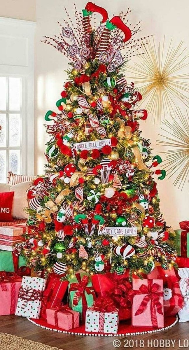 45+ Creative Christmas Tree Themes & Ideas for 2023 - HubPages