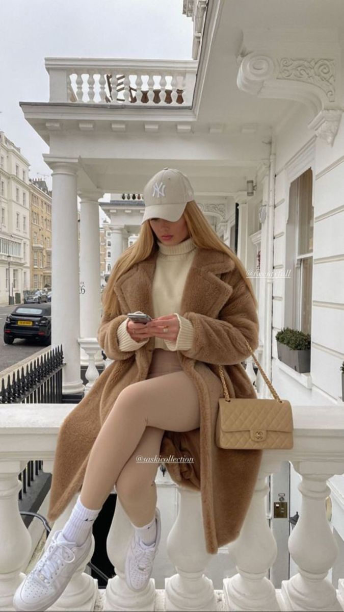 30+ Super Stylish Winter Outfits for Women 2023 - HubPages