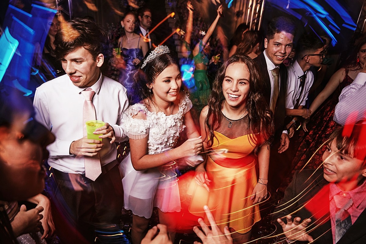 100 Best Prom Dance Songs - HubPages