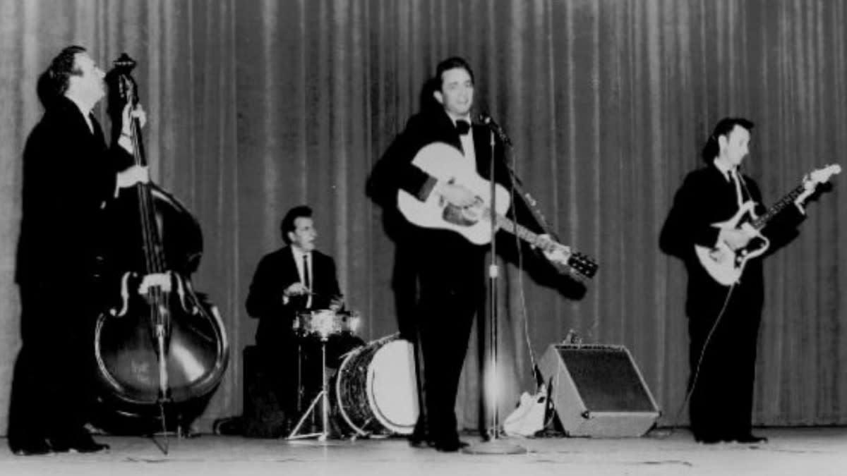 Johnny Cash's Death (Did He Die of a Broken Heart?)
