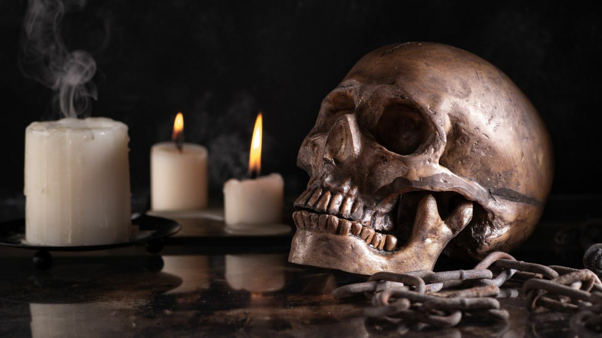 How to Get Into a Spooky Mood: 14 Scary Things to Do