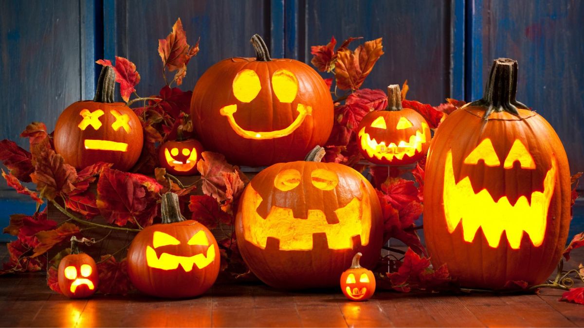 35+ Easy Outdoor Halloween Decorations to Make