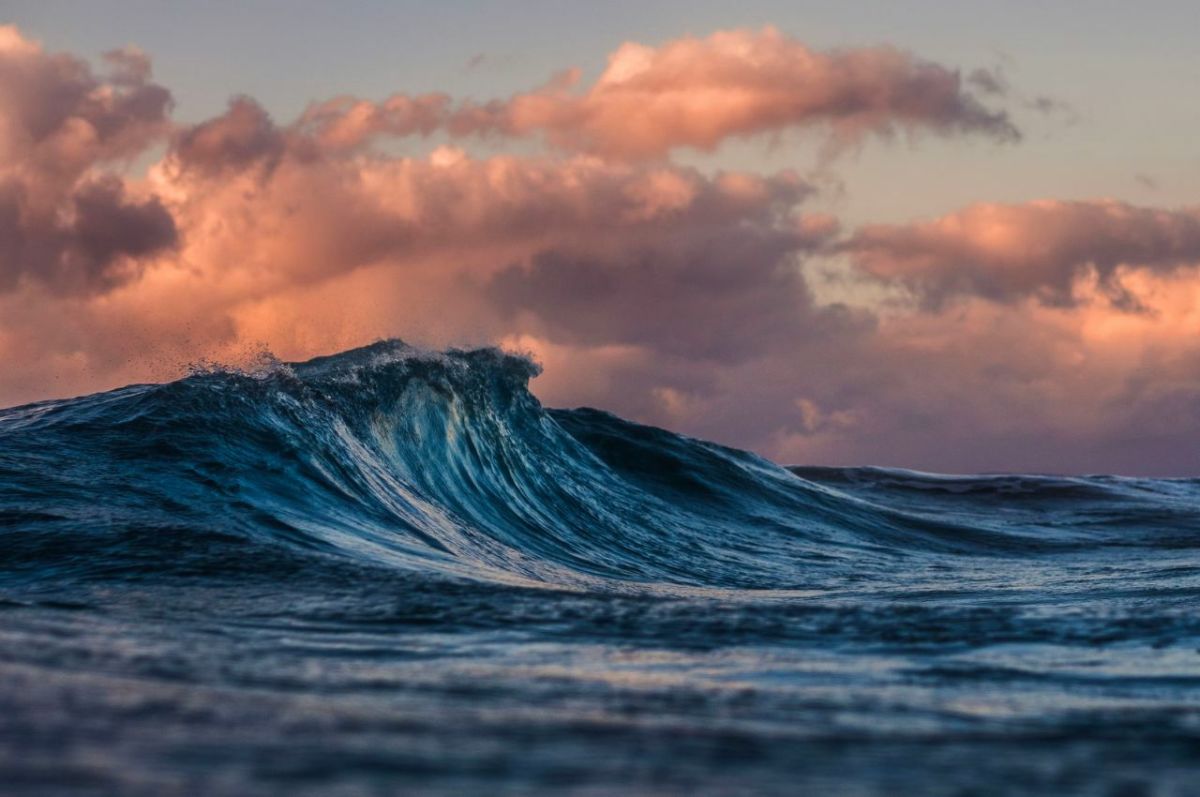 Poetry on Nature: Metaphors Using the Natural Elements