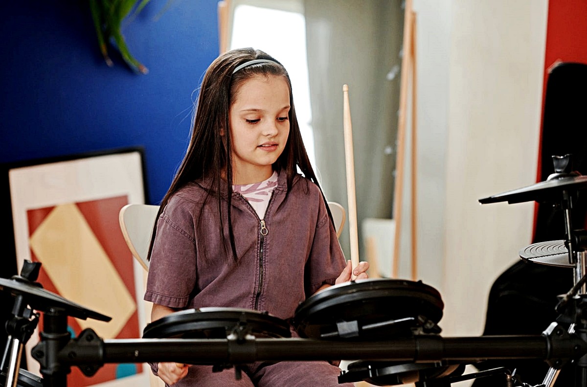 How to Buy Electronic Drums for a Child or Beginner