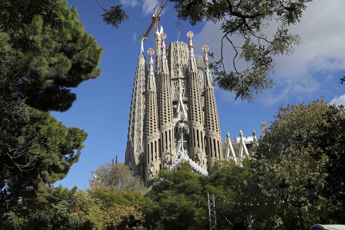 Exploring Barcelona 10 Must Visit Places In The Catalan Capital 