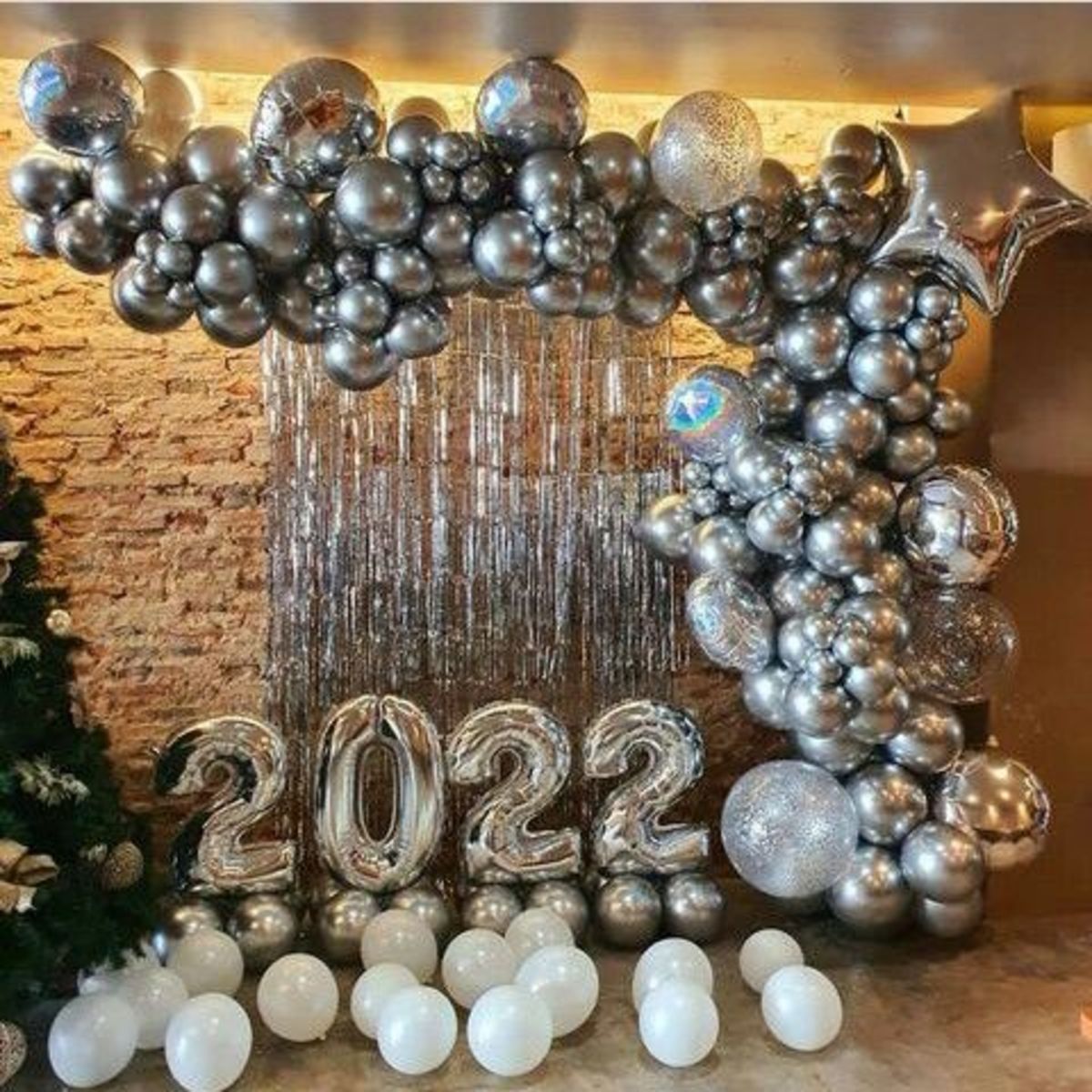 40+ Awesome New Year's Eve Party Decorations 2023  Gatsby themed party, 1920s  party decorations, Gatsby birthday party