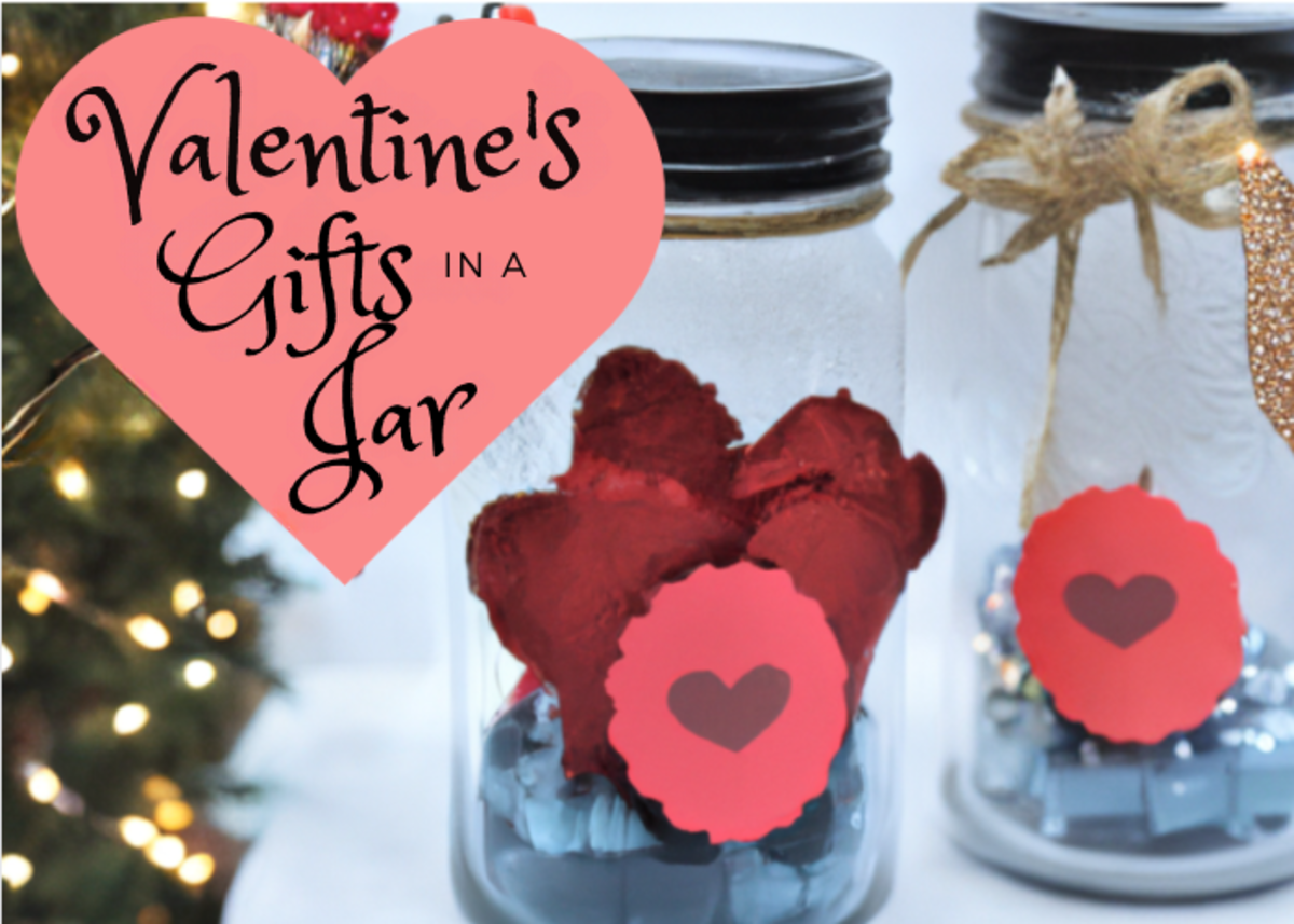 50+ Adorable Valentines Gifts in a Jar