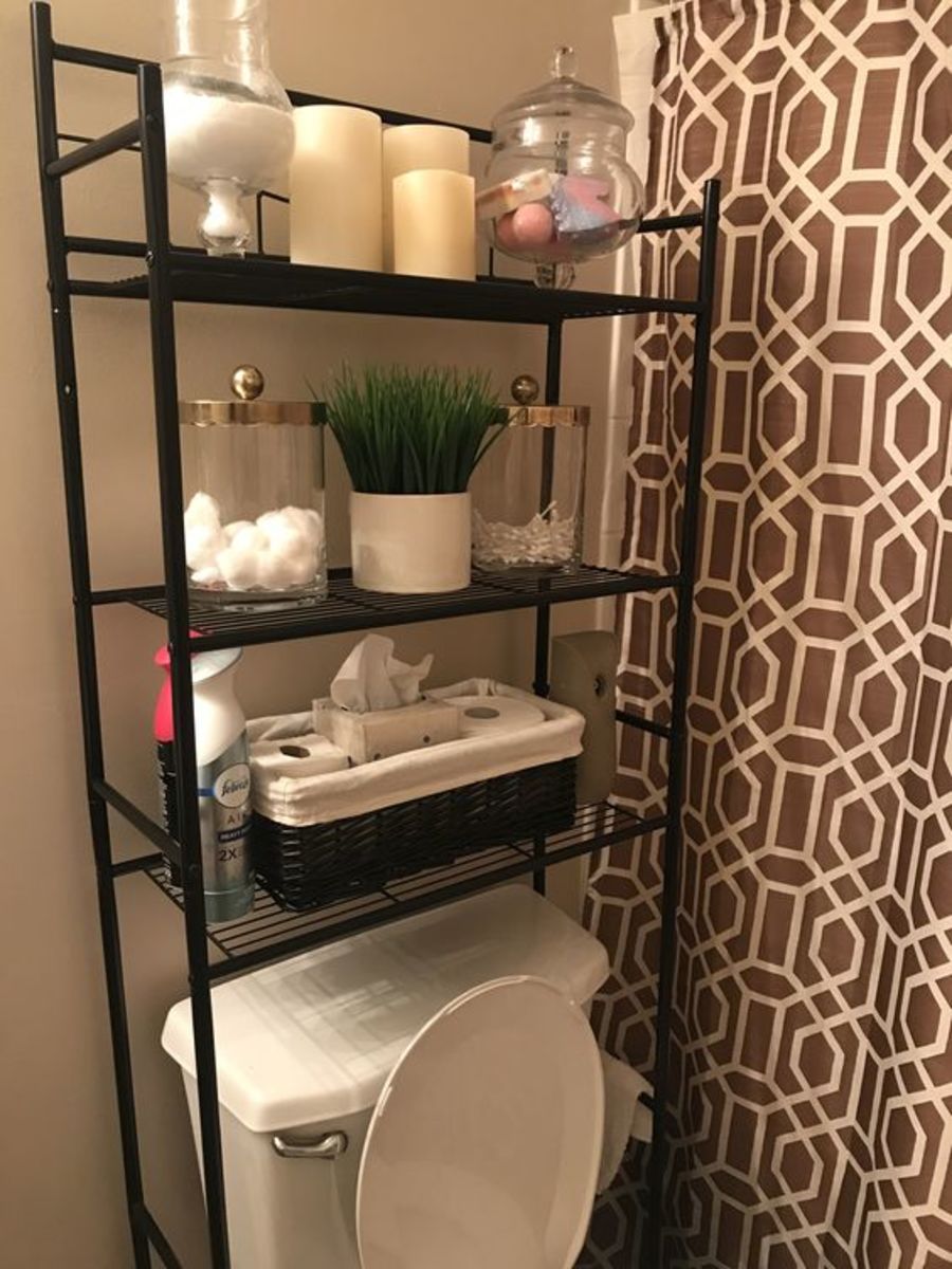 easy storage solution in the bathroom