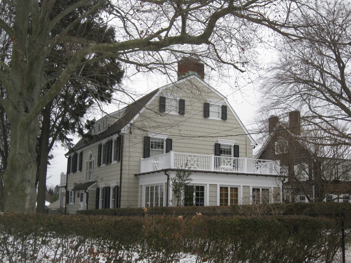 Real Haunted Places – The Amityville Horror