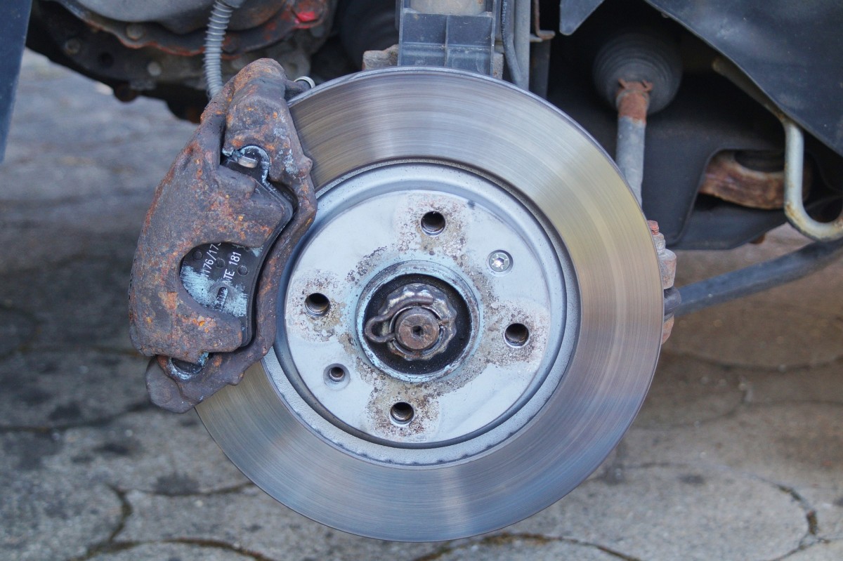 10 Common Brake Problems in Cars