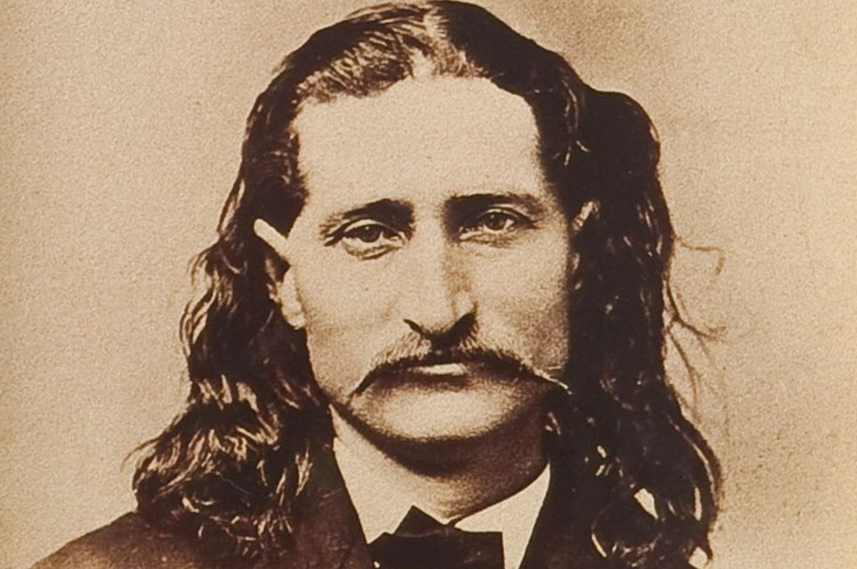 Wild Bill Hickok: Gunfighter and Lawman of the Old West