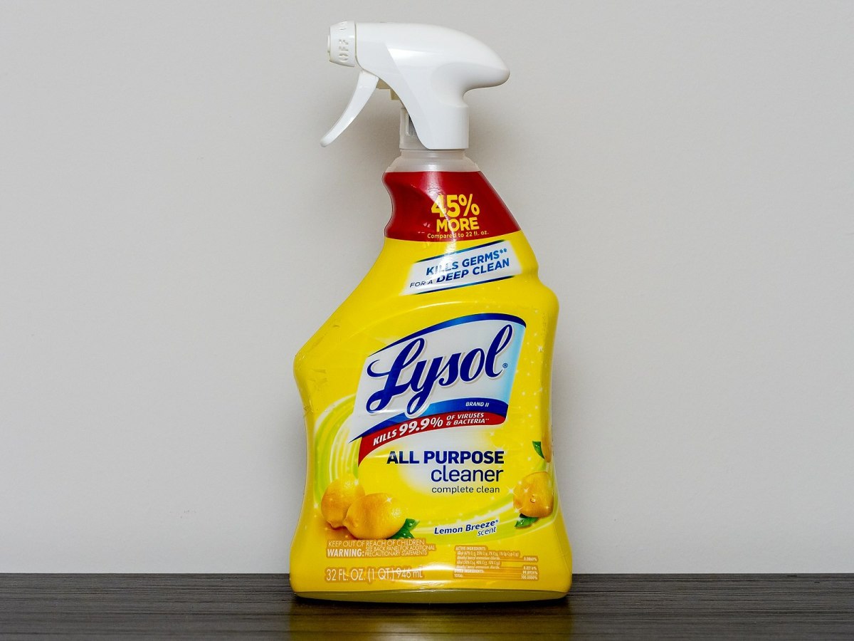 Does Lysol Work Against Fleas on Pets?