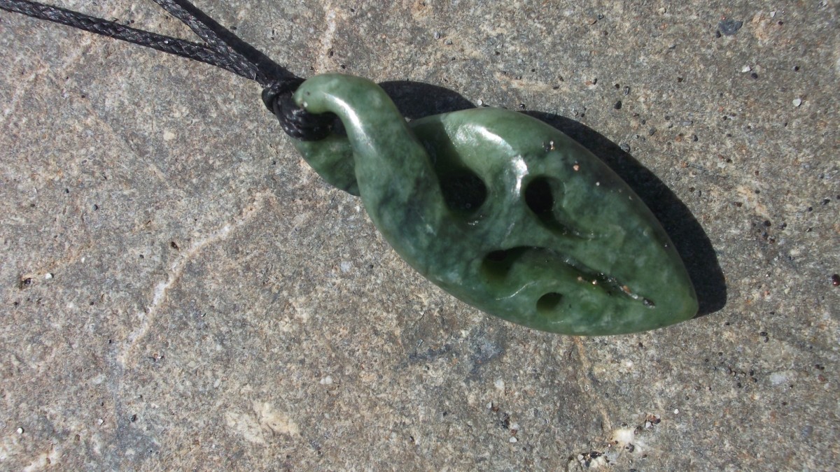 100% New Zealand Jade Necklace for Men and Women, Hand Carved Maori  Necklace Jade Pendant for Men With Black Adjustable Cord, New Zealand  Pounamu Green Stone Necklace, Heart Design Nephrite Jade |