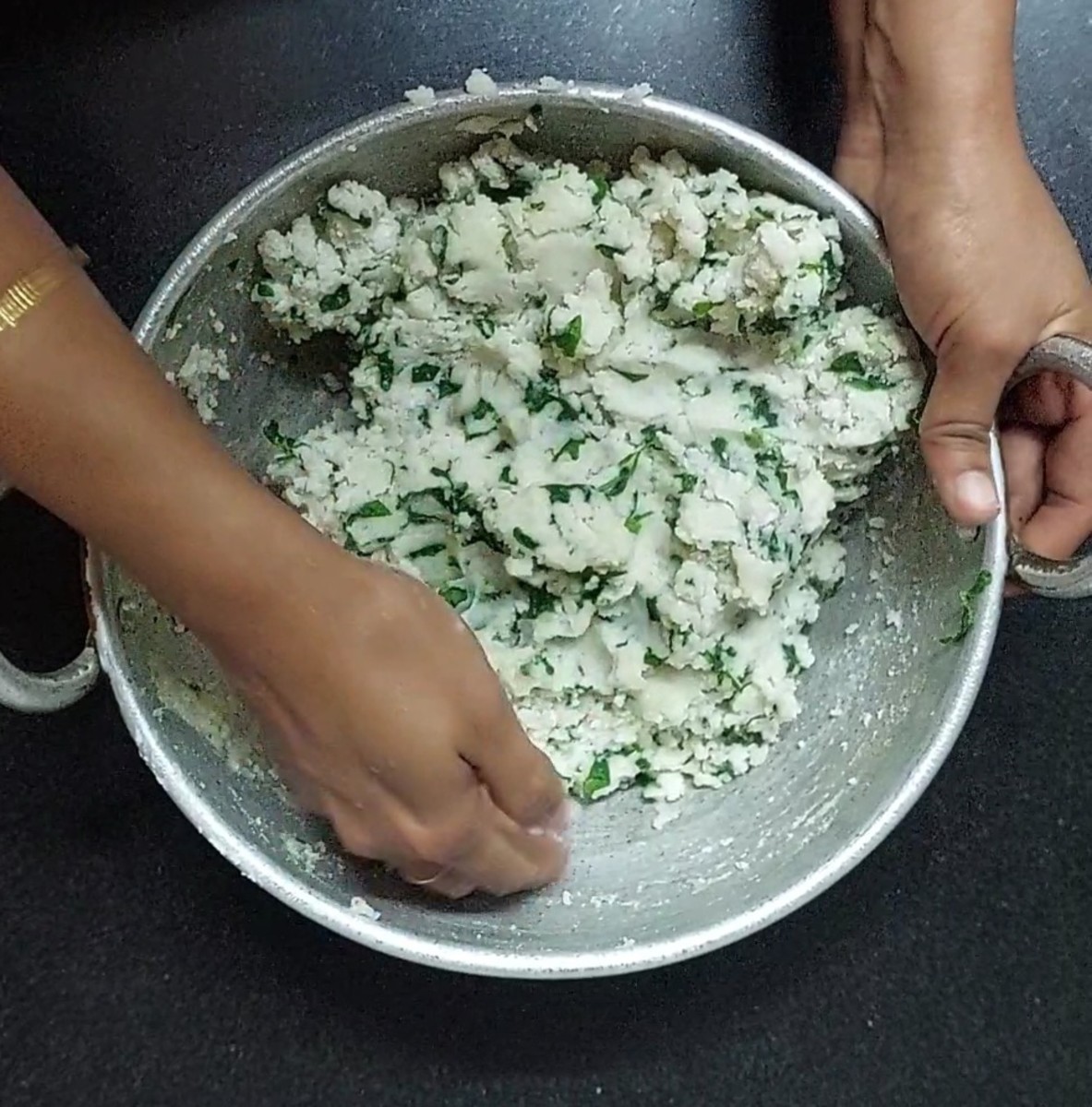 Methi Leaves (Fenugreek) Roti Delicious Indian Flatbread Delishably