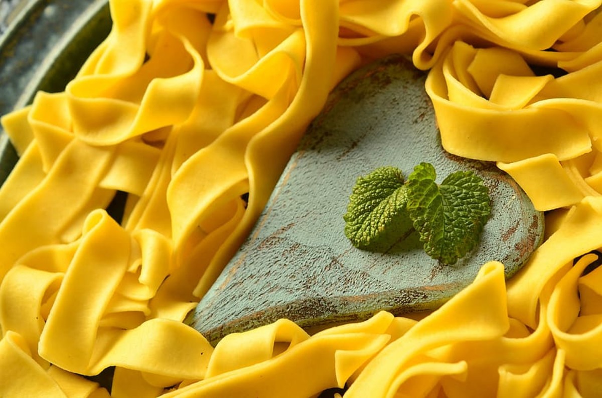 Italian Egg Noodle Basic Dough and 4 Pasta Recipes: A Match Made in