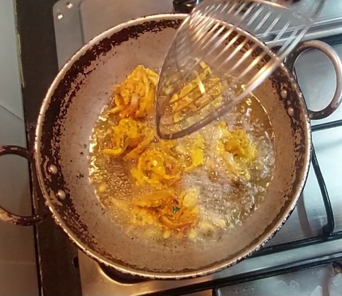 Onion Pakora Recipe: Aromatic and Crispy Teatime Snack - Delishably