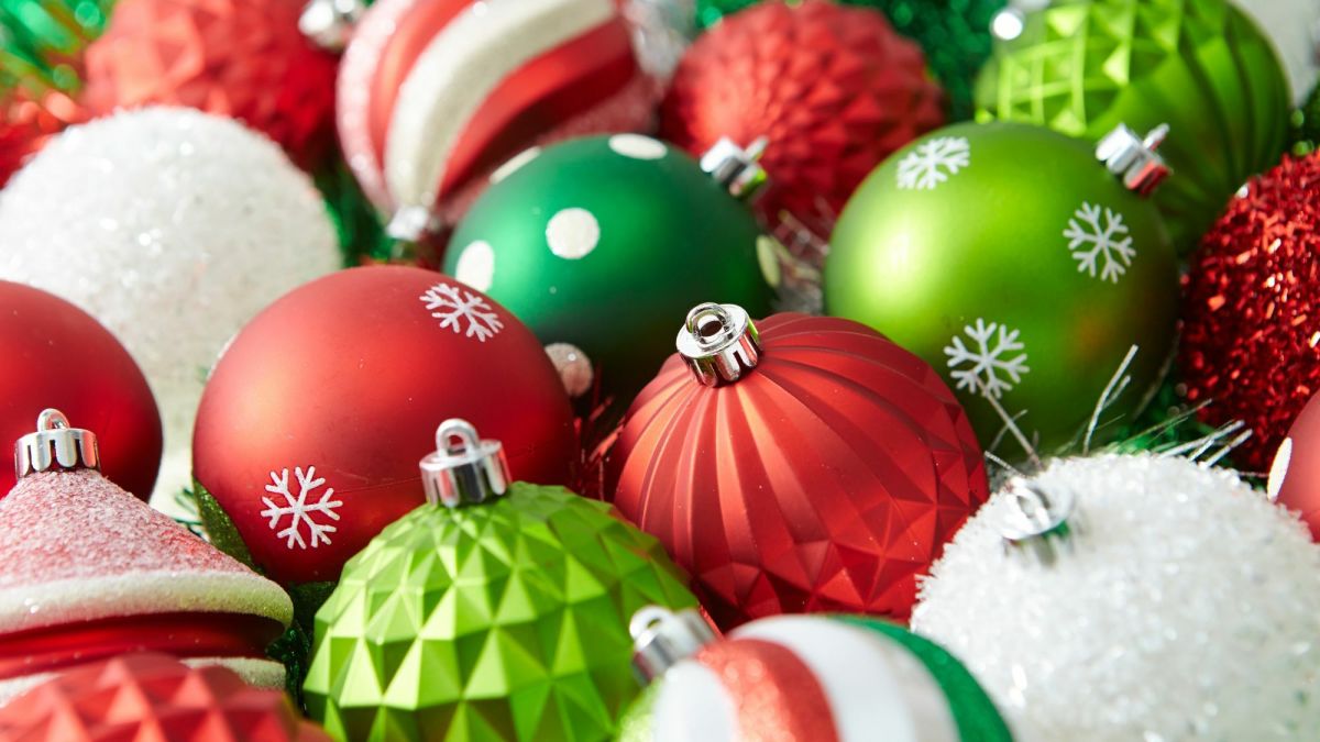 13 Tree-Worthy DIY Christmas Ornaments