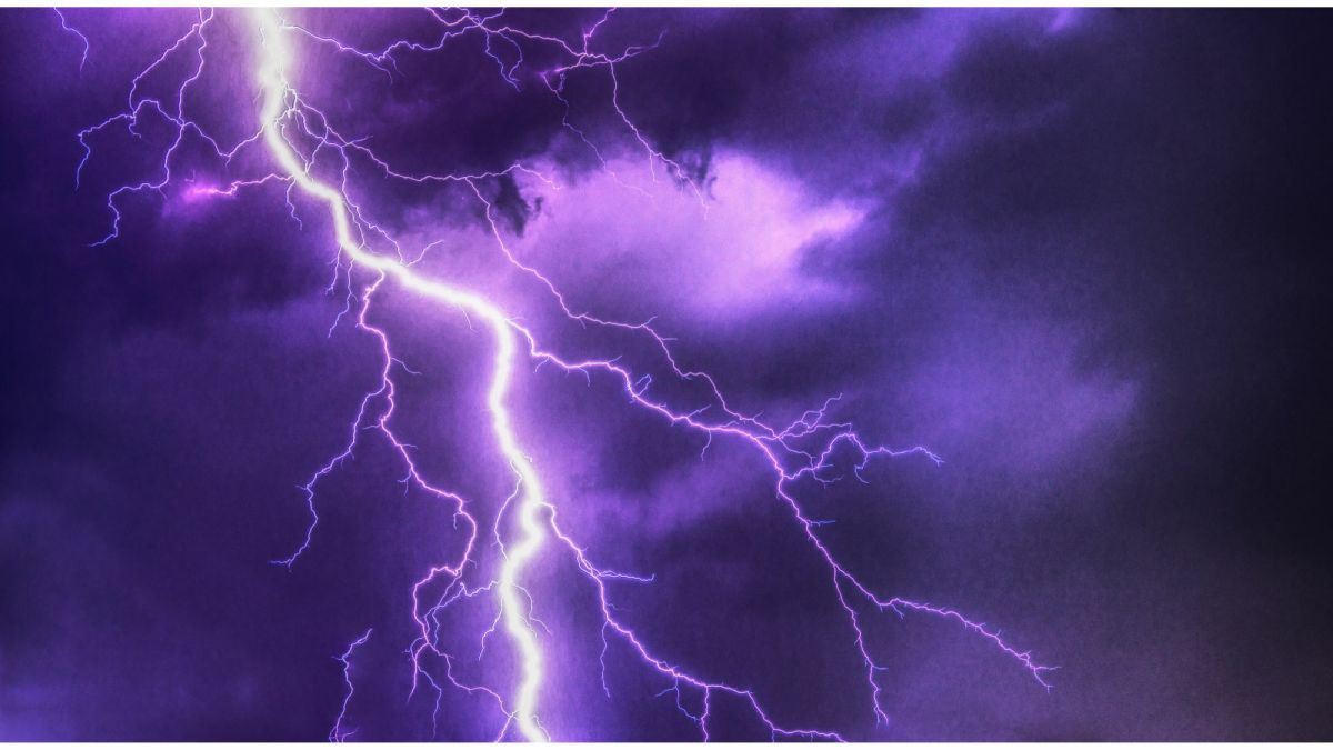 How Are Planes Protected From Lightning Strikes? Owlcation