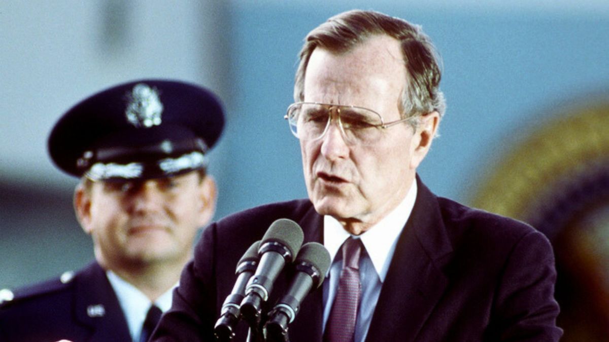 George H. W. Bush: Desert Storm President