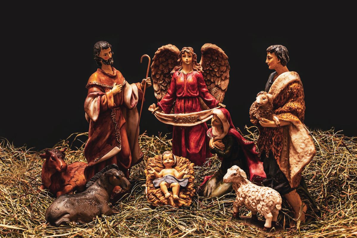 25 Christian Quotes About Christmas and Its True Meaning