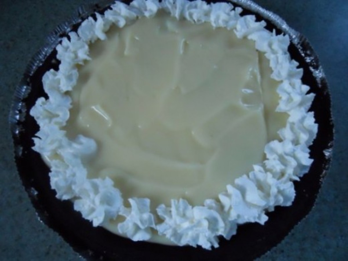 Chocolate White Chocolate Pie Recipe