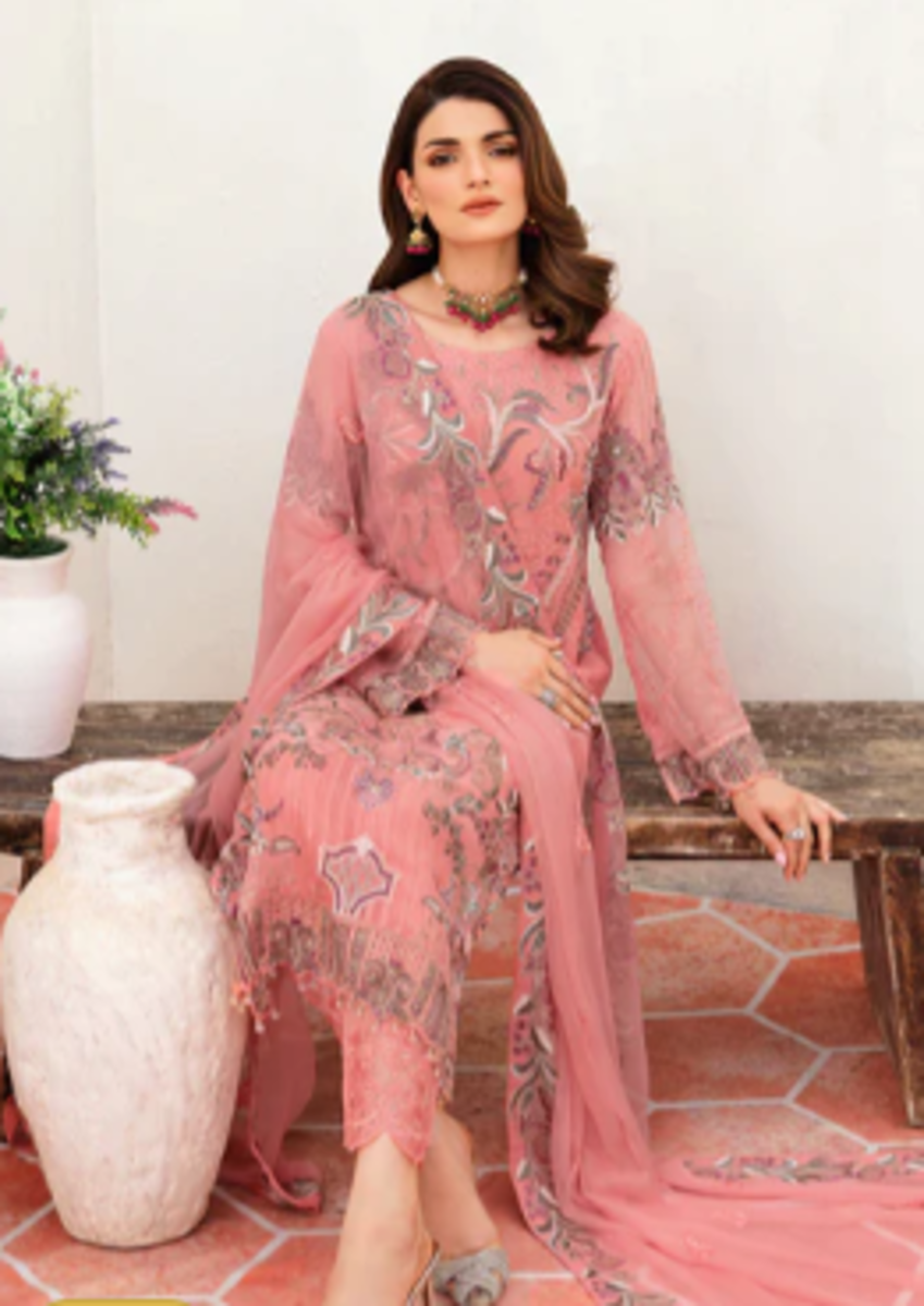 presenting-the-exquisite-pakistani-suit-brand-pashtun-collections