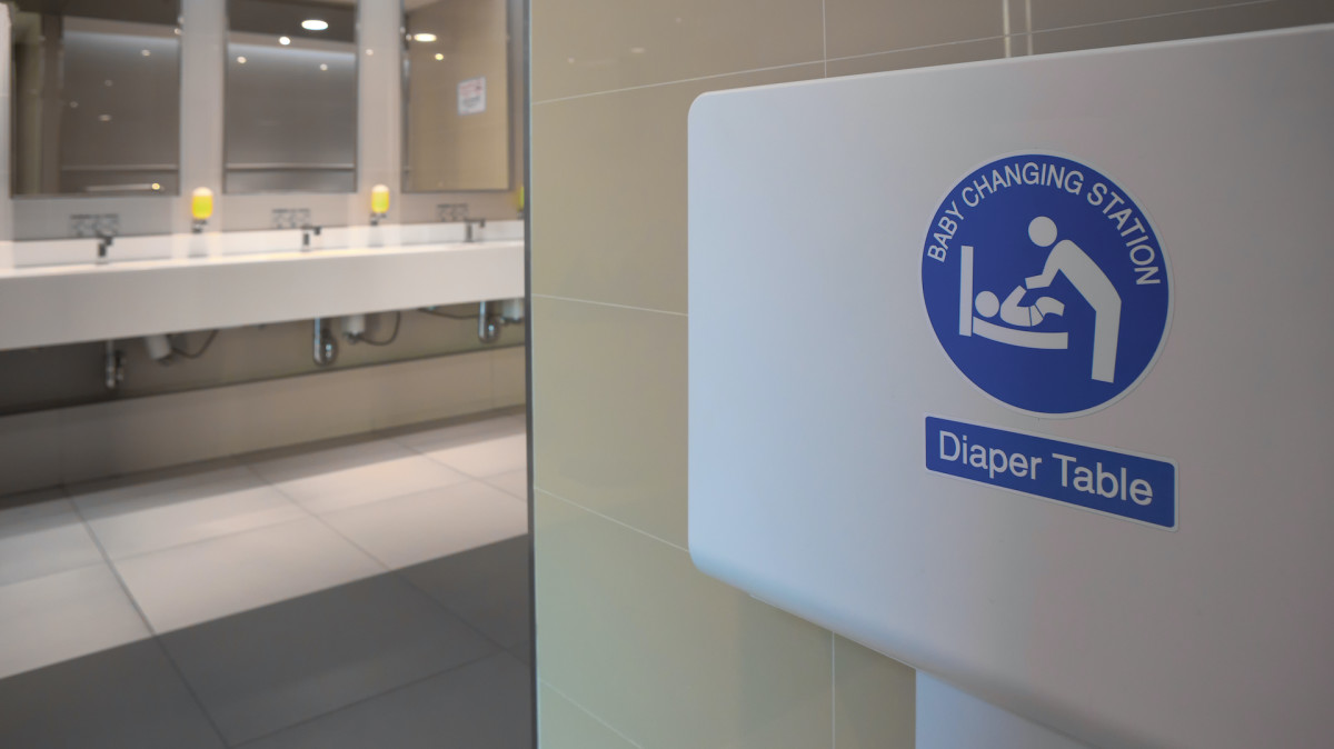 Pediatrician Mom Shares Genius Tip for Changing Diapers in Public