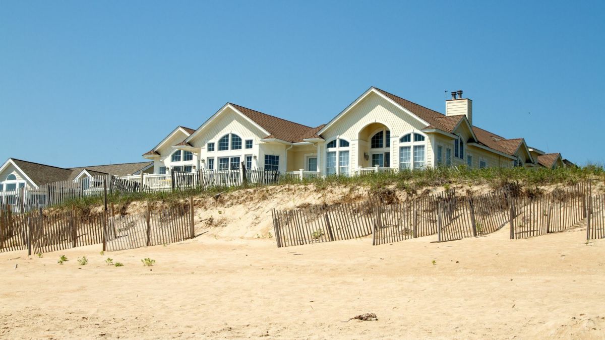 What to Pack When You Rent a Beach House