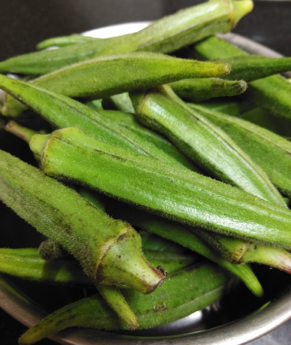 Methi Paratha and Ladies Finger in Yogurt Gravy Nice Combination to
